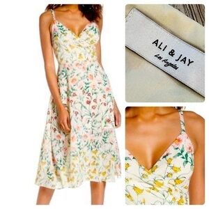 ALI & JAY pretty rose coloured glasses floral flare fit midi sleeveless dress.